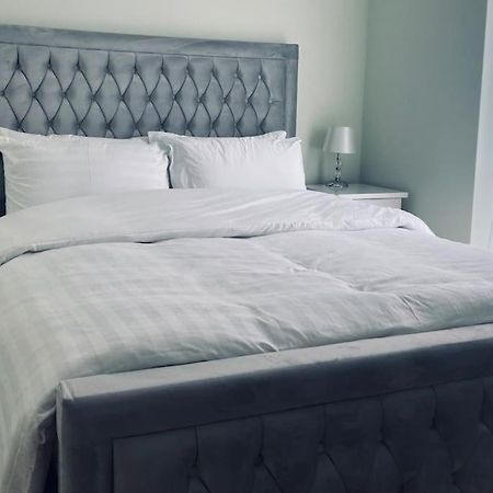 Ormeau Road Stylish Double Bedroom Luxury Apartment Belfast Exteriör bild